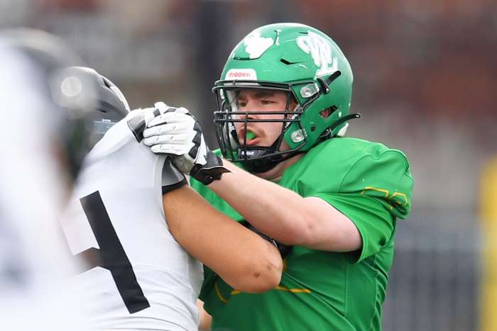 Tualatin.West-Linn.6A-football-semifinal.Leon-Neuschwander.17